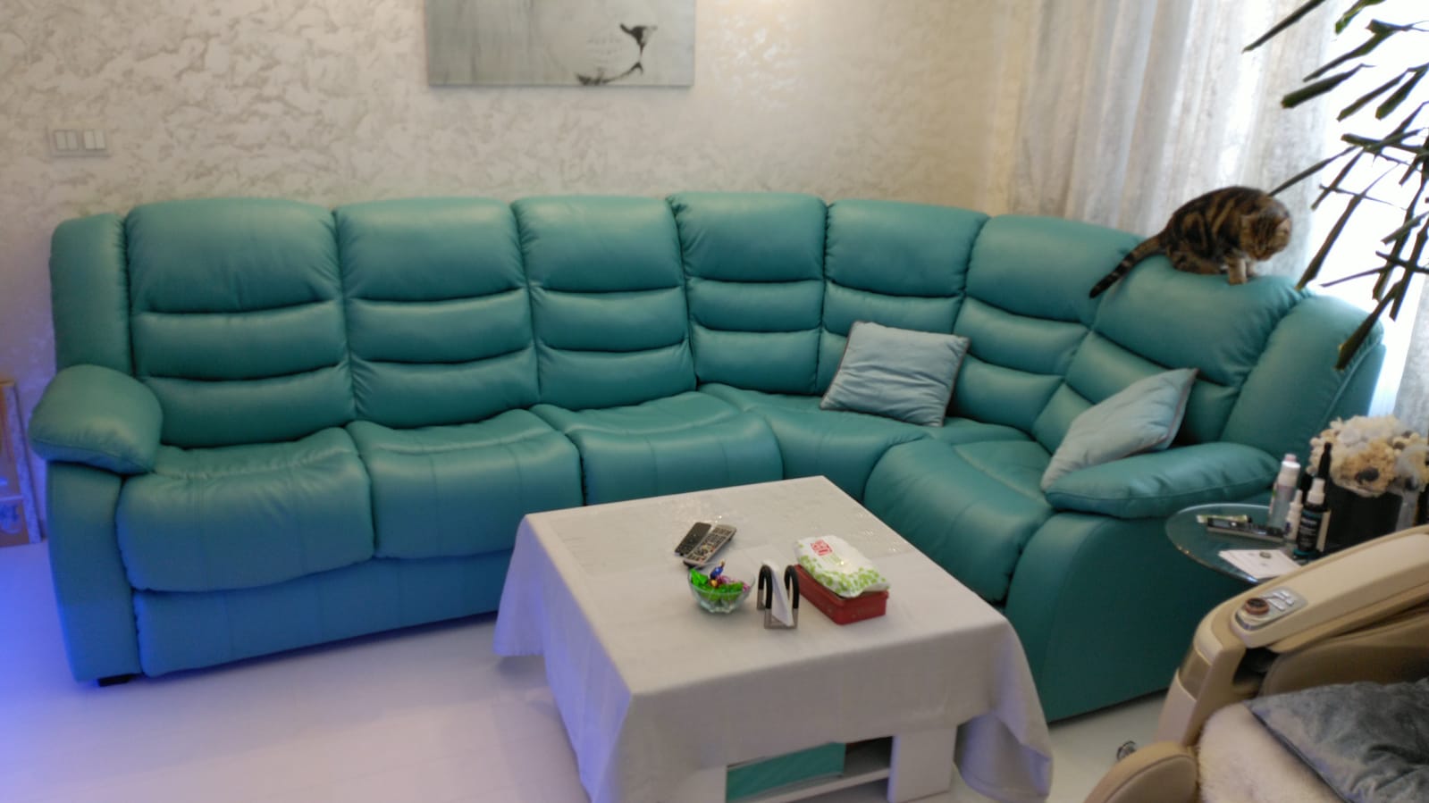 Перетяжка дивана на дому. Ахтубинск